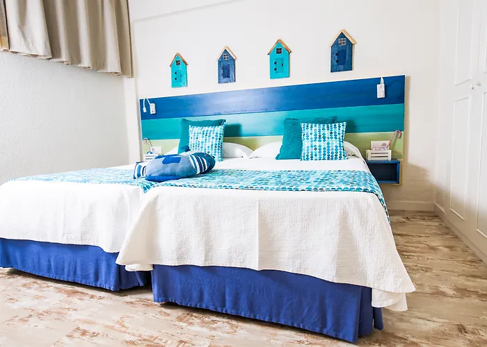 فندق Hovima La Pinta Beachfront Family 4*